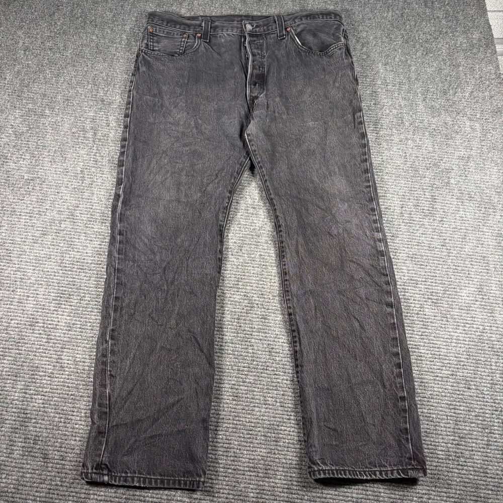 Levi's 501 Jeans Mens 38x32 Black Excellent Straight Leg Button Fly Denim